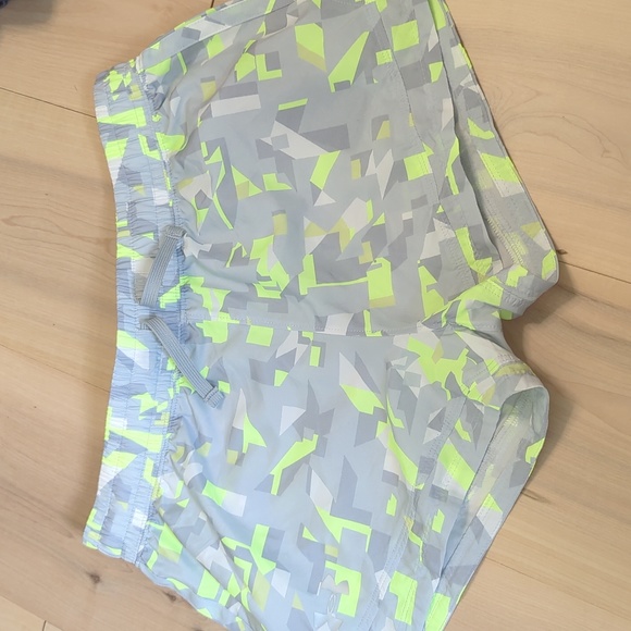 Under Armour Other - Under Armour shorts YXL